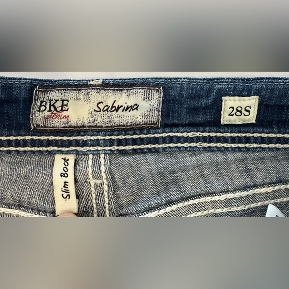 BKE Denim - Sabrina Slim Boot Cut 28S - Picture 4 of 11